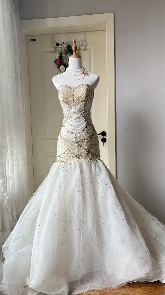 Prinzessinnen-Brautkleid Meerjungfrau-Schnitt herzförmiger Ausschnitt Weiß mit silbernen Perlen für den großen Tag RC0410