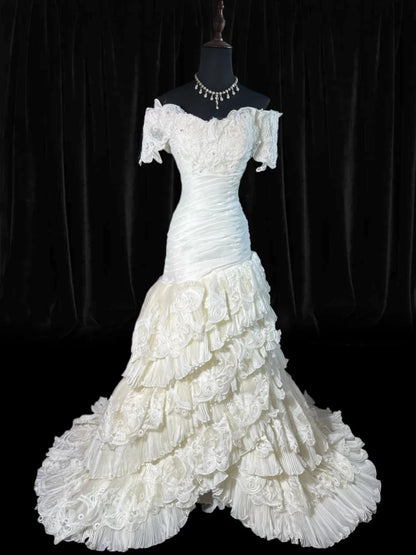 Boho-Meerjungfrauenkleid mit schulterfreiem Ausschnitt, kurzen Ärmeln, weißer, gestufter Spitze, langem Vintage-Schnitt, tailliert, im Stil der 1920er Jahre, AS041