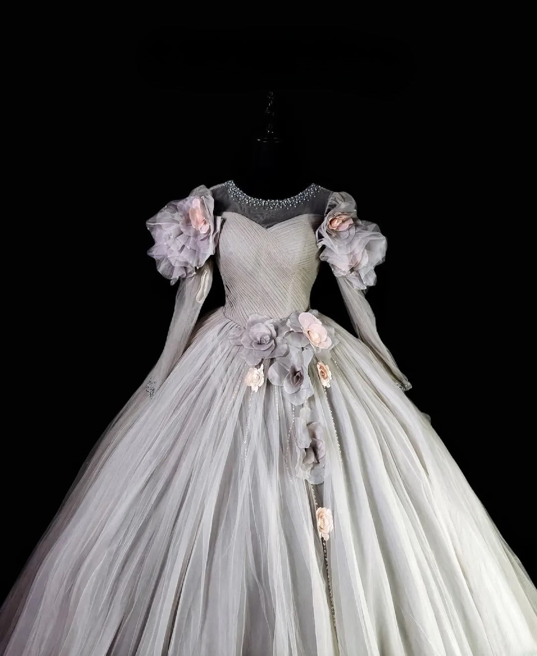 Princess Ball Gown Scoop Silver Tulle With Long Sleeves Quinceañera Dress Moda 2000 15 Quinceanera Dresses Ideas Sweet 16 Outfits RB6936