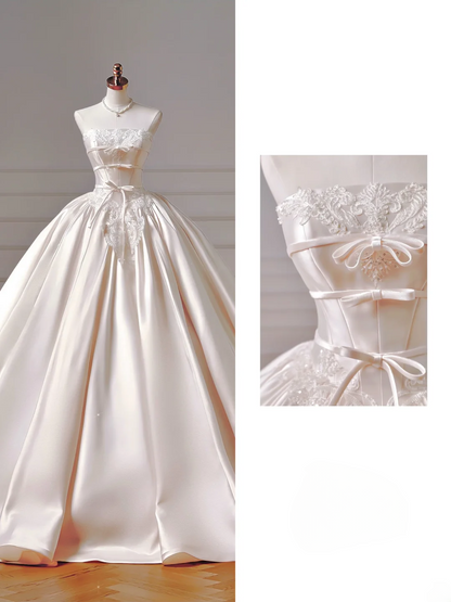 Prinzessinnen-Brautkleid, langes, ärmelloses Ballkleid aus Satin mit Spitzenapplikationen und Schleppe, Modell AQ045