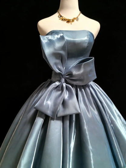 Robe de bal longue bleue sans bretelles et sans manches, ornée d'un nœud papillon, idéale pour une quinceañera ou un anniversaire de 15 ou 16 ans (AS045)