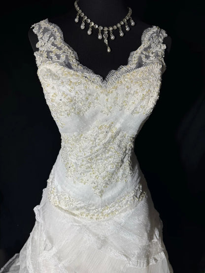 Rustikales langes Brautkleid im 70er-Jahre-Stil mit einzigartigem Ballkleid, V-Ausschnitt und Bohème-Charme, mit Spitze, figurbetont, auch in kleinen und großen Größen erhältlich (AS046).