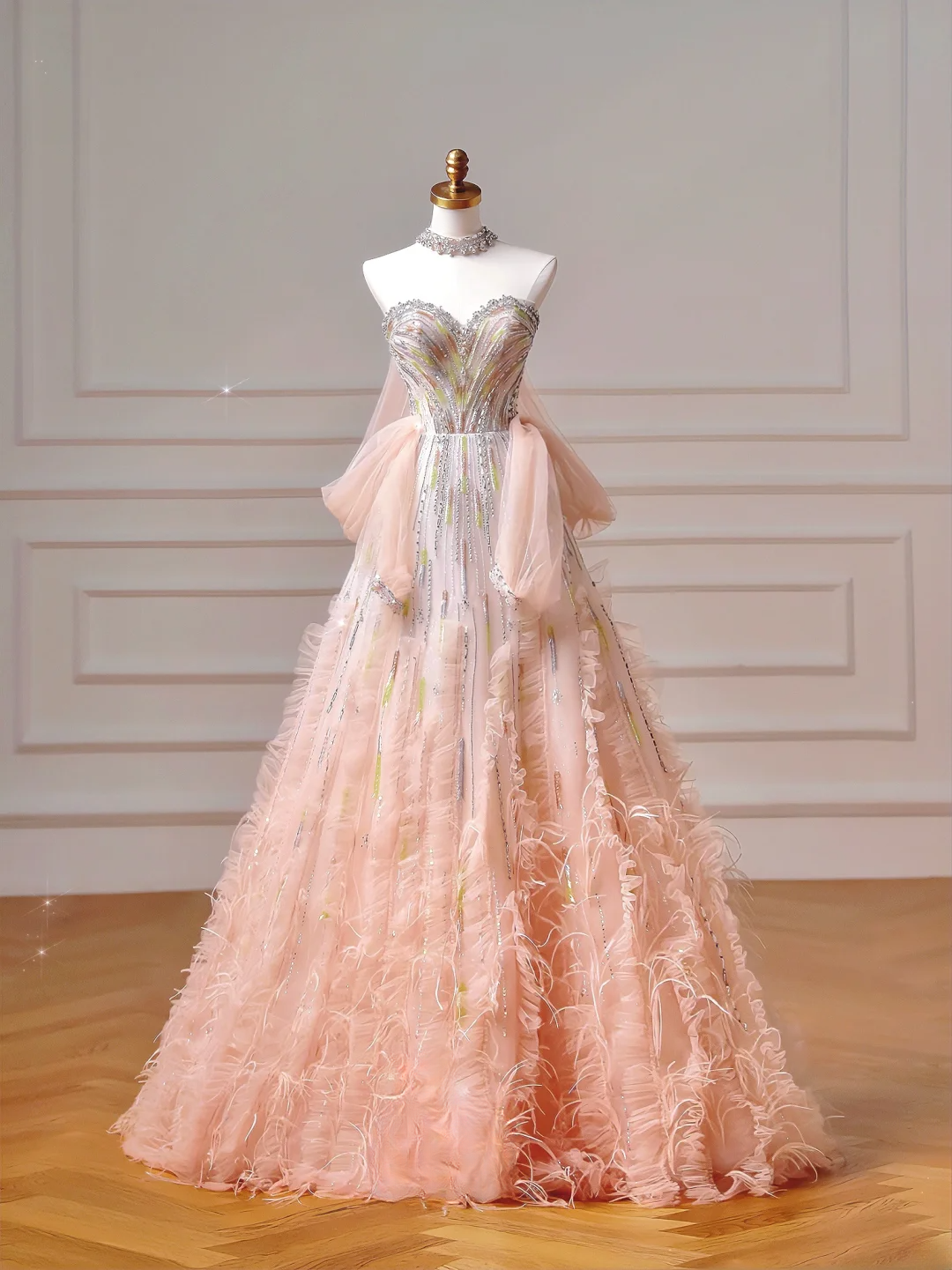 Robe de bal scintillante, robe de soirée esthétique bustier rose ombré ornée de perles et de plumes, inspiration pour impressionner, longue robe de cérémonie pour adolescentes et lycéennes AQ046