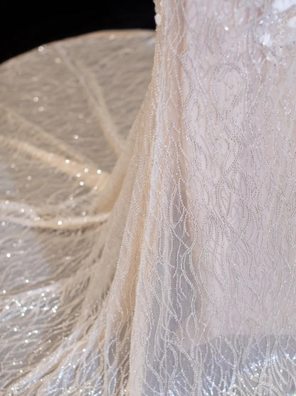 Romantisches Brautkleid im Meerjungfrauenstil mit Herzausschnitt, Spitze und Pailletten, weiß, auch in kleinen/großen Größen erhältlich, SA047