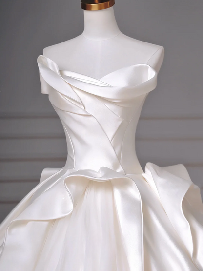 Robe de mariée intemporelle, robe de bal bustier en satin et tulle plissé, style robe de mariée longue cintrée avec corset plissé AQ048