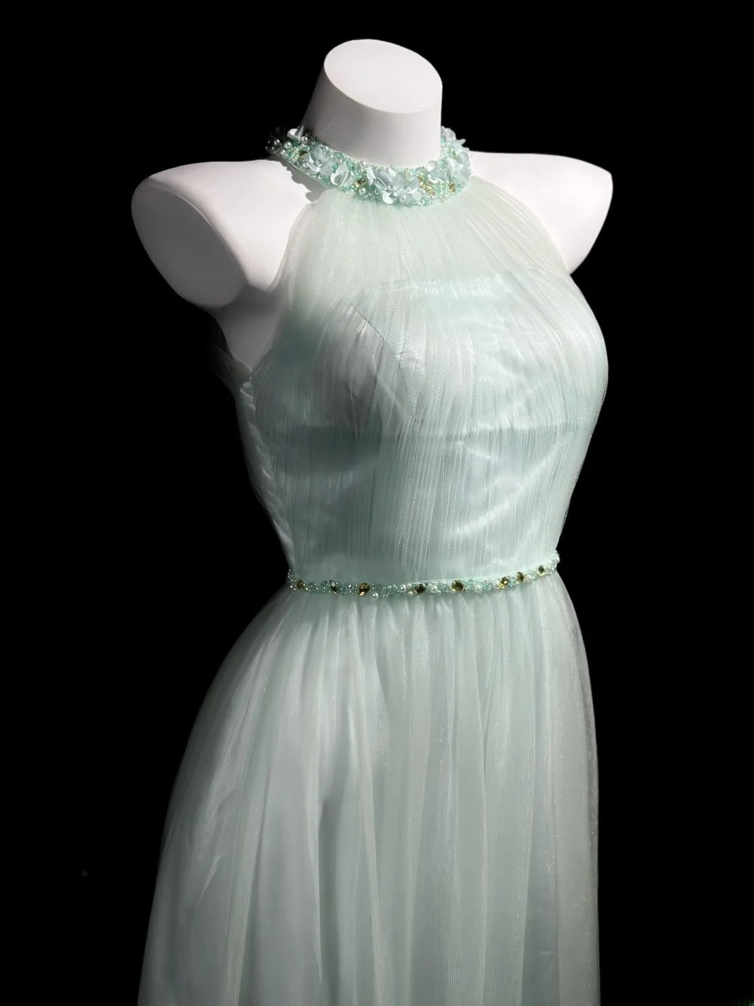 Understated Prom Dresses A line Scoop Light Sage Green Tulle With Beading Evening Dress Formal Outfits RB5855