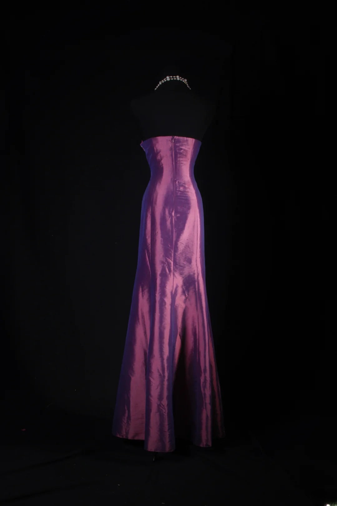 Vintage Meerjungfrauen-Abendkleid aus traubenfarbenem Taft mit Perlen im eleganten 50er-Jahre-Retro-Stil, perfekt für Geburtstage, Abendessen oder Abschlussbälle (AS053)