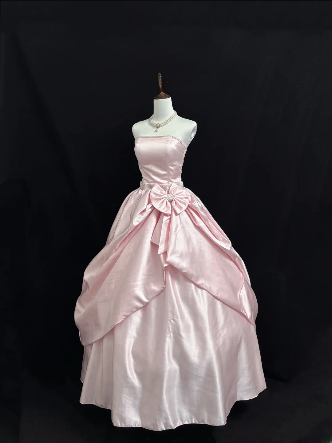 Modest Ball Gown Strapless Pink Satin With Beading Ruffled Quince Dress Voluminous Sweet 16 Sweet Sixteen Outfits Vestido de RB7424