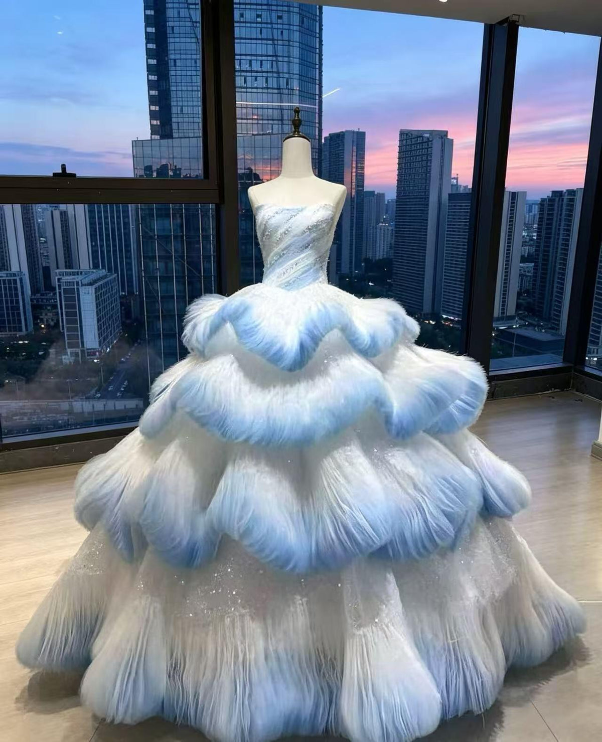 Fairy Quinceanera Dress Ball Gown Strapless Blue White Tulle With Layers Ruffled Quince Dresses RC1084
