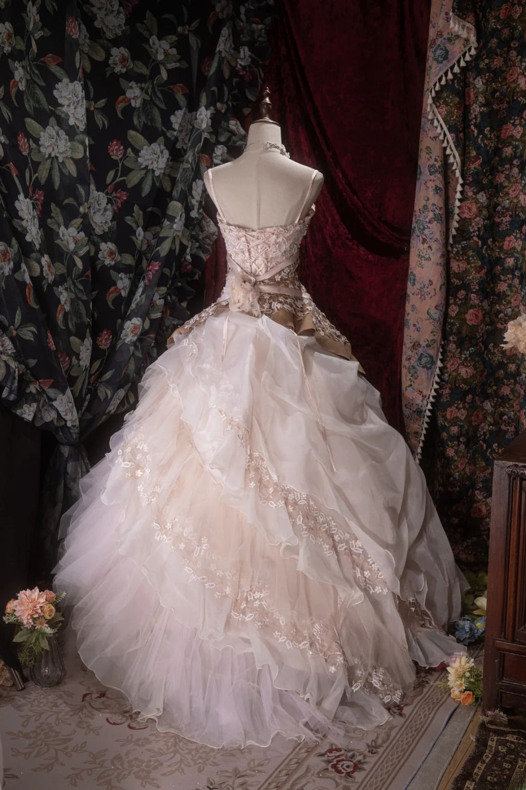 Elegant Ball Gown Spaghetti Straps Pink Tulle With Tiered Layers Long Quince Dress Quinceanera Dresses Formal Birthday Outfits RB8077
