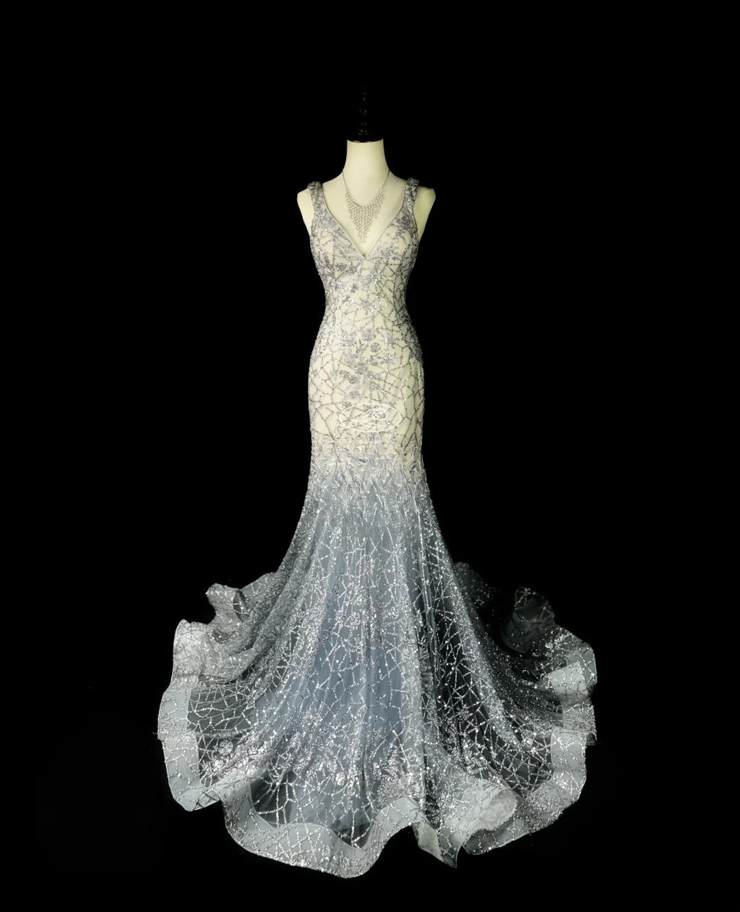 Sparkly Prom Dresses Mermaid V Neck Silver Gray Backless Sequin Long Evening Formal Outfits RB5862
