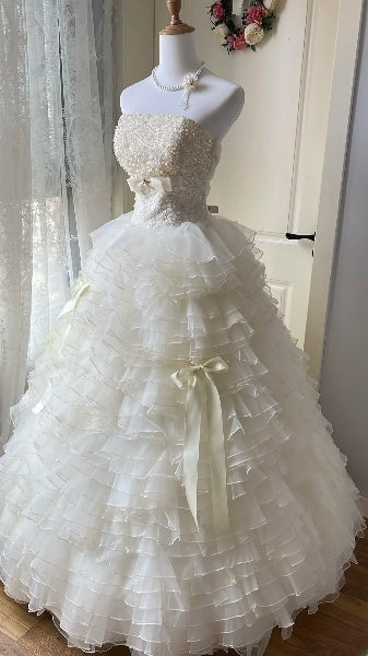 Traumhaftes langes trägerloses Sweet-16-Kleid mit Perlen, Lagen-Ballkleid, Sweet-Sixteen-Party-Geburtstagskleid RC0427
