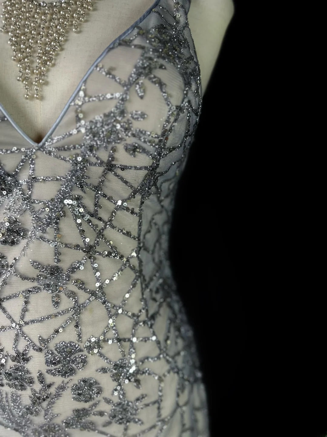 Sparkly Prom Dresses Mermaid V Neck Silver Gray Backless Sequin Long Evening Formal Outfits RB5862