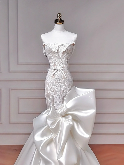 Robe de mariée sirène intemporelle sans bretelles, blanche, en dentelle, style corset, coupe ajustée AQ056