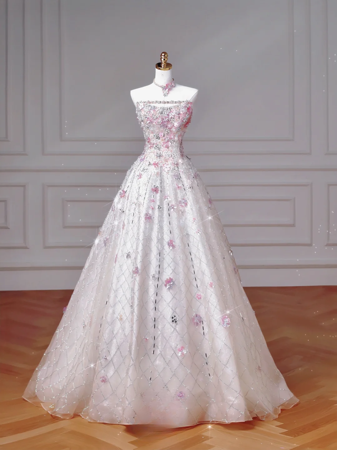 Magnifique robe de bal bustier blanche à sequins, longue et élégante, ornée de perles, idéale pour les soirées et les fêtes d'adolescentes (AQ059).