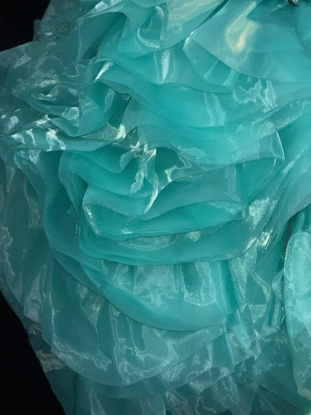 Jolies Robes de Bal Courtes Bleues à Paillettes et Épaule Dénudée - Inspiration Robe de Remise de Diplôme - Tenues de Gala Senior RB3461