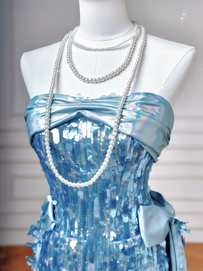 Robe de soirée longue fourreau à paillettes bleues sans bretelles, style cabaret, idéale pour les bals de fin d'année et les dîners chics. AQ060
