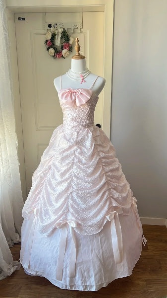 Quinceanera-Kleid für den 15. Geburtstag, Ballkleid mit Spaghettiträgern, rosa Satin mit Falten, langes Kleid zum 15. Geburtstag RC0432