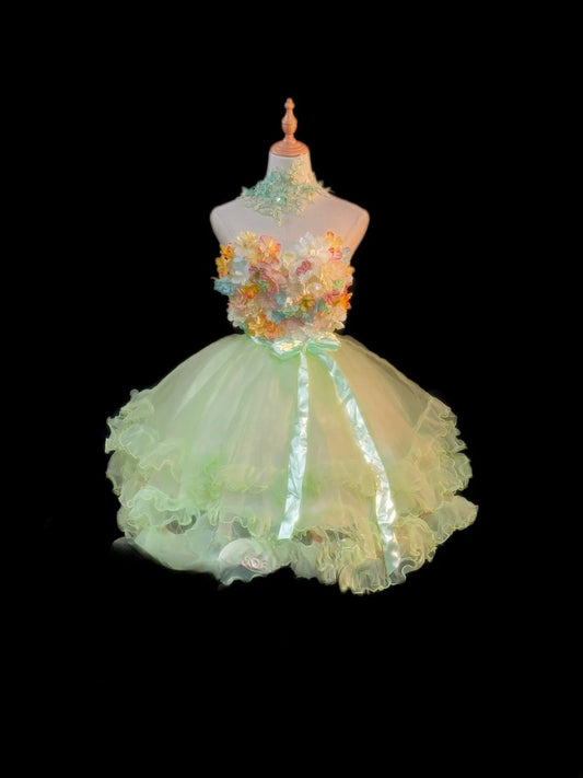 Pretty Ball Gown Strapless Sage Green Tulle Mini Graduation Dresses Short Inspo Senior Homecoming Outfits RB3462