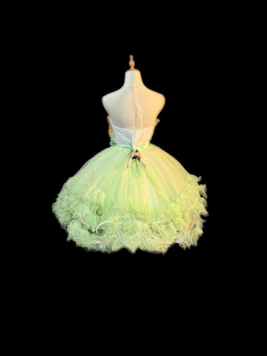 Pretty Ball Gown Strapless Sage Green Tulle Mini Graduation Dresses Short Inspo Senior Homecoming Outfits RB3462