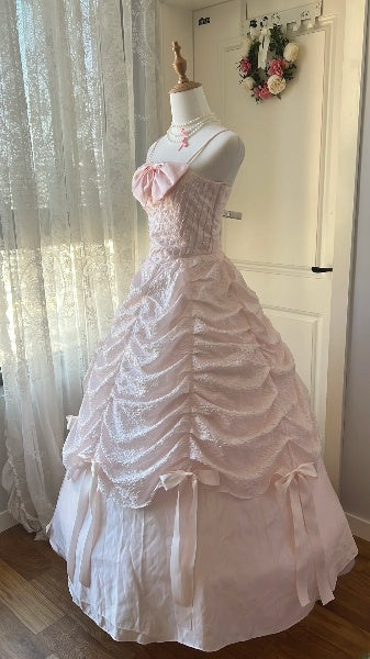 Quinceanera-Kleid für den 15. Geburtstag, Ballkleid mit Spaghettiträgern, rosa Satin mit Falten, langes Kleid zum 15. Geburtstag RC0432