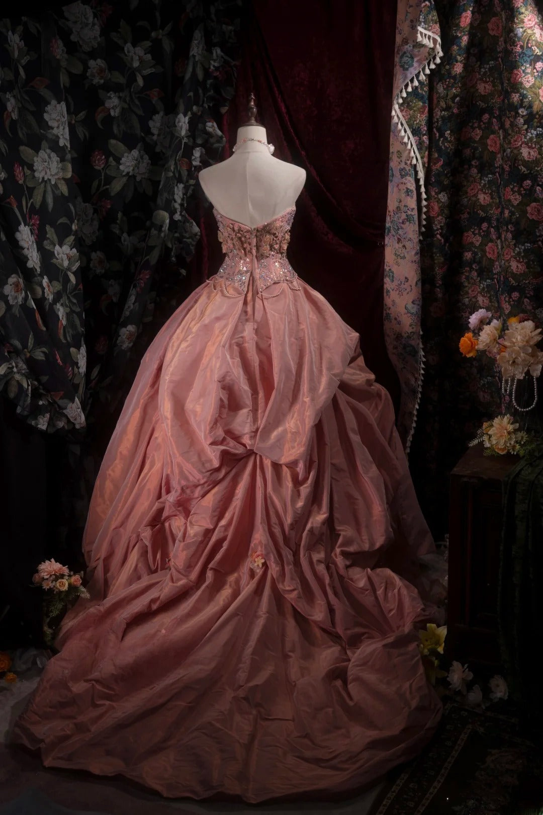 Elegant Ball Gown Spaghetti Straps Coral Pink Taffeta With Flowers Long Quince Dress Quinceanera Dresses Formal Birthday Outfits RB8085