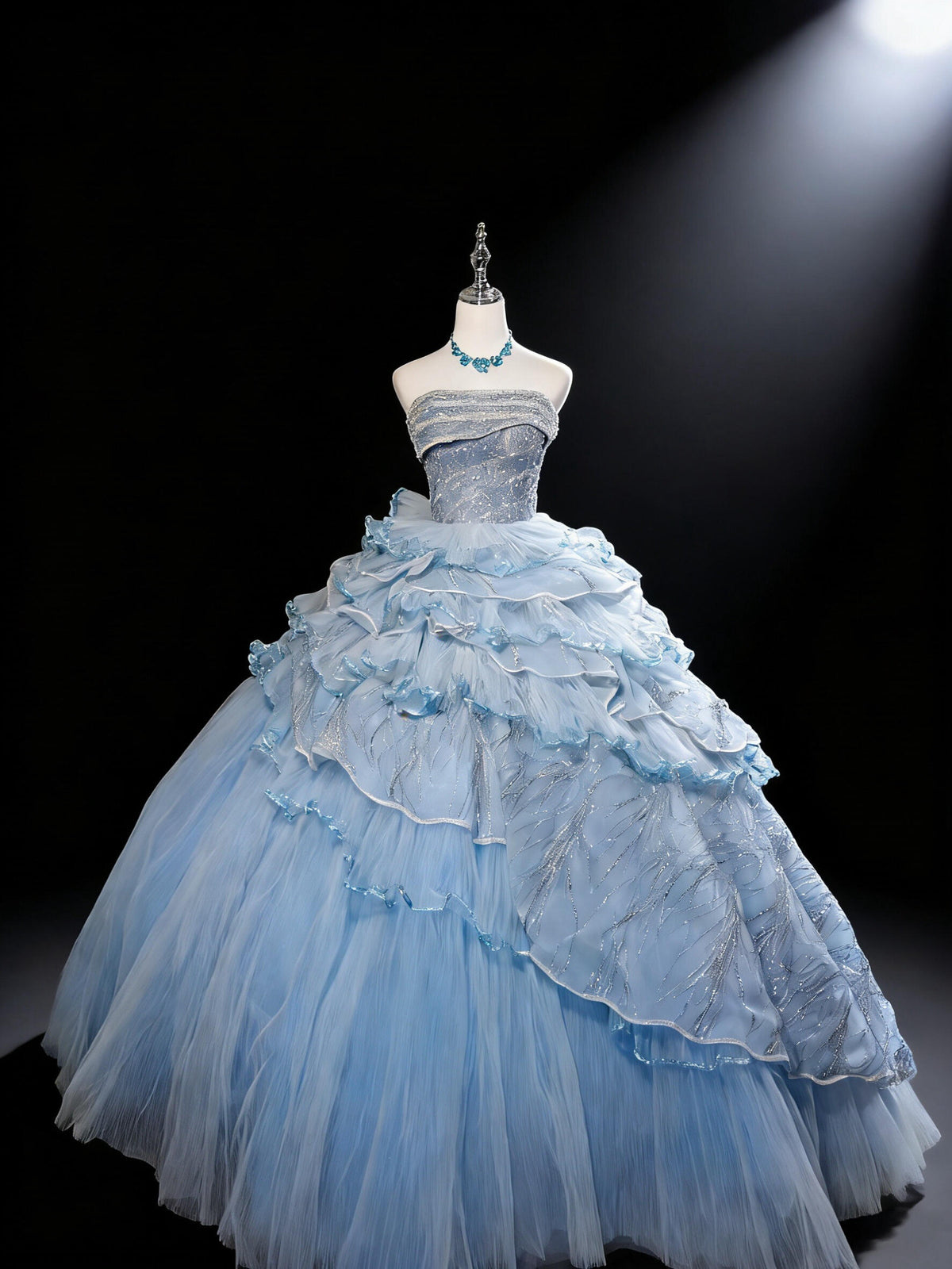Pretty Quinceanera Dress Ball Gown Strapless Blue Tulle With Tiered Layers 16th Birthday Party Outfit RC1093