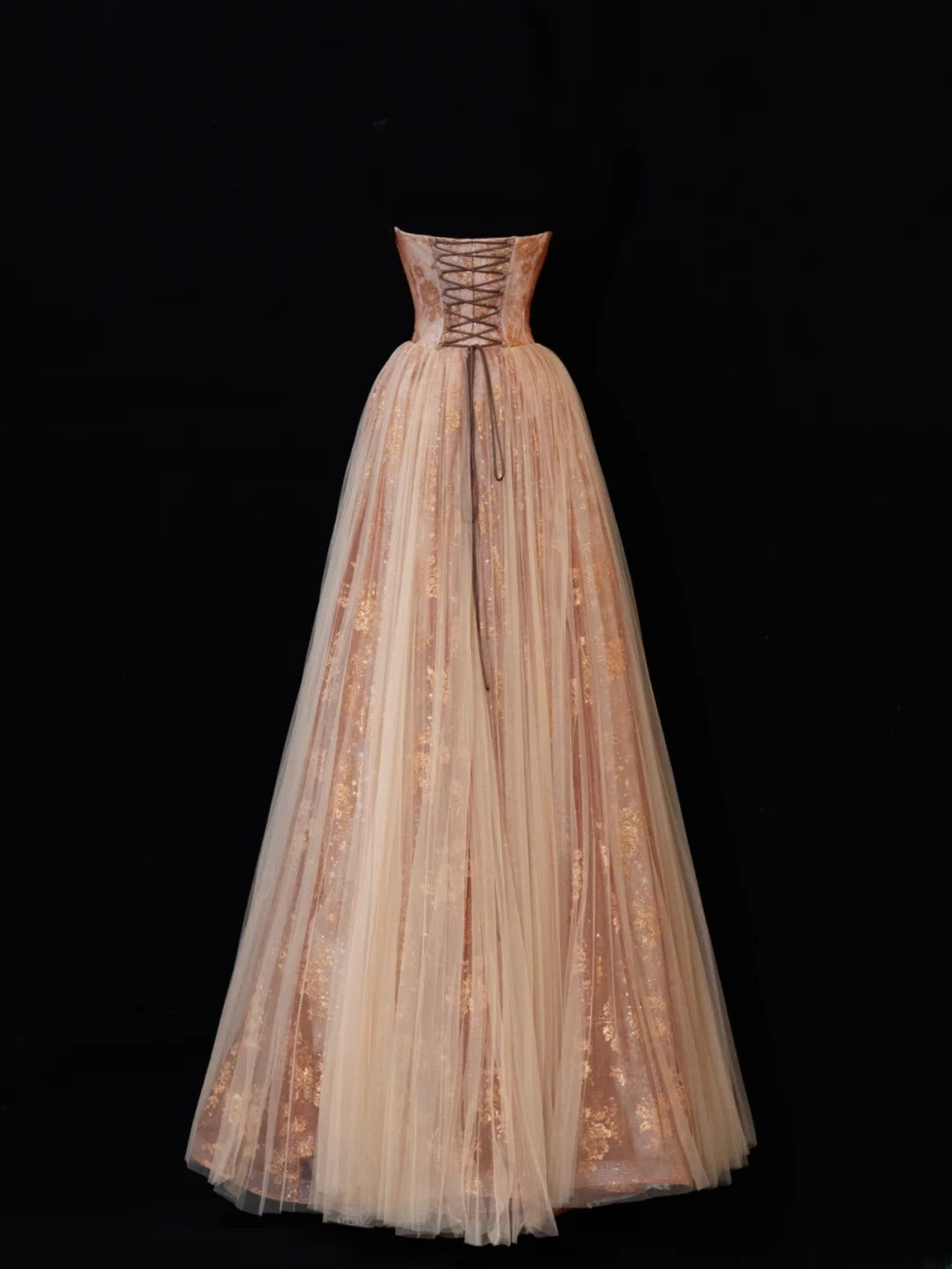 Robe de bal longue élégante style années 50, coupe trapèze, décolleté cœur, ornée de sequins et de perles, à prix abordable (SA065)