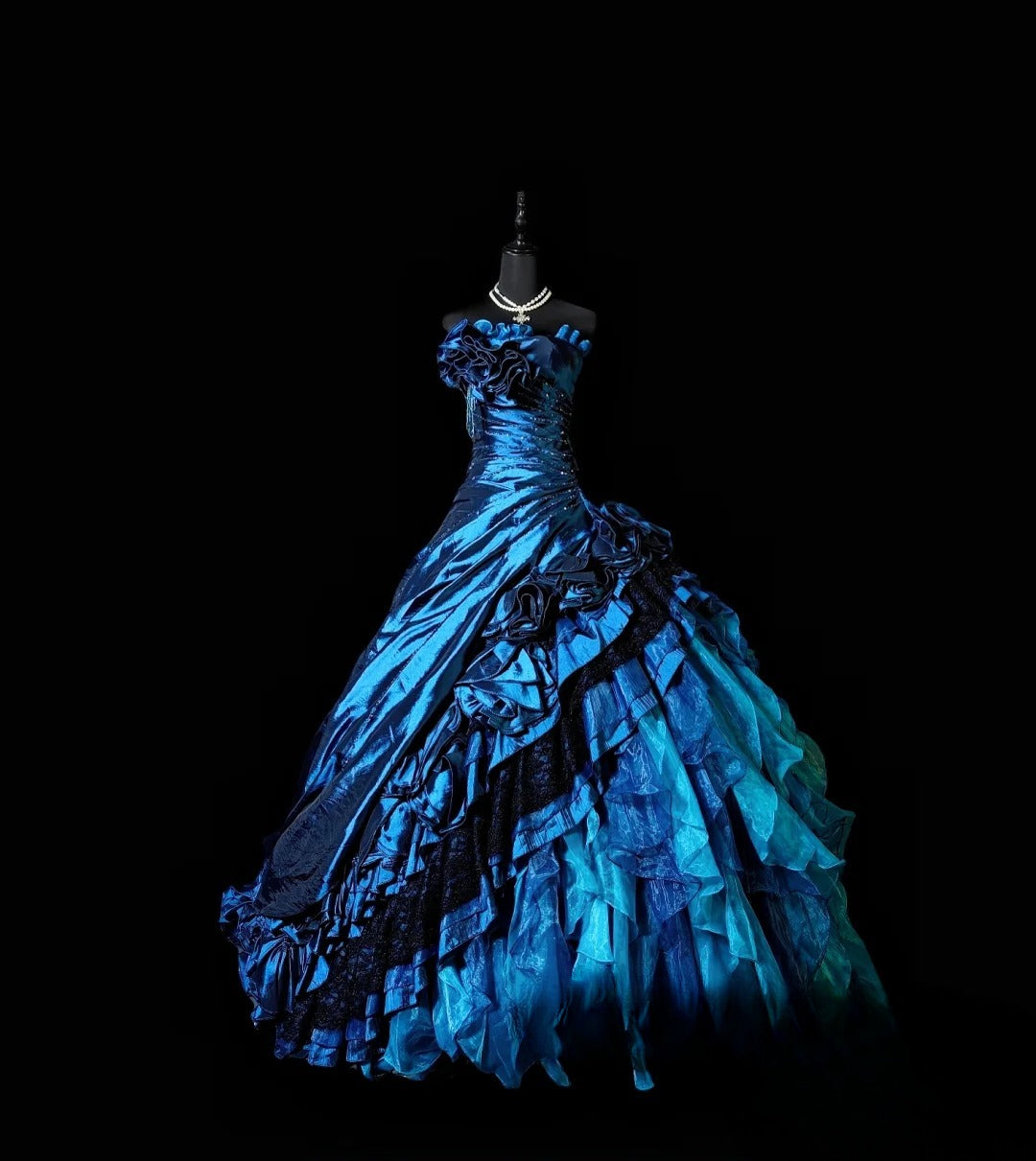 Princess Ball Gown Strapless Royal Blue With Ruffled Long Quinceañera Dress Moda 2000 15 Quinceanera Dresses Ideas Sweet 16 Outfit RB6951