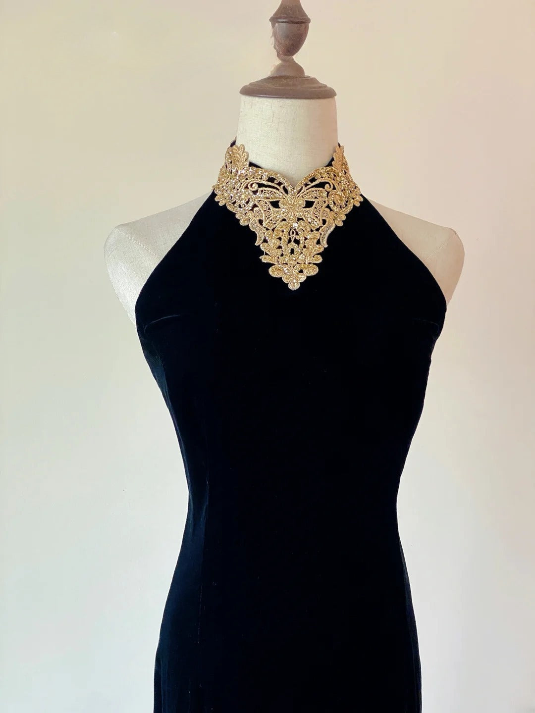 Mermaid Halter Black Prom Dress With Gold Lace Floor Length Formal Party Gown RB9047