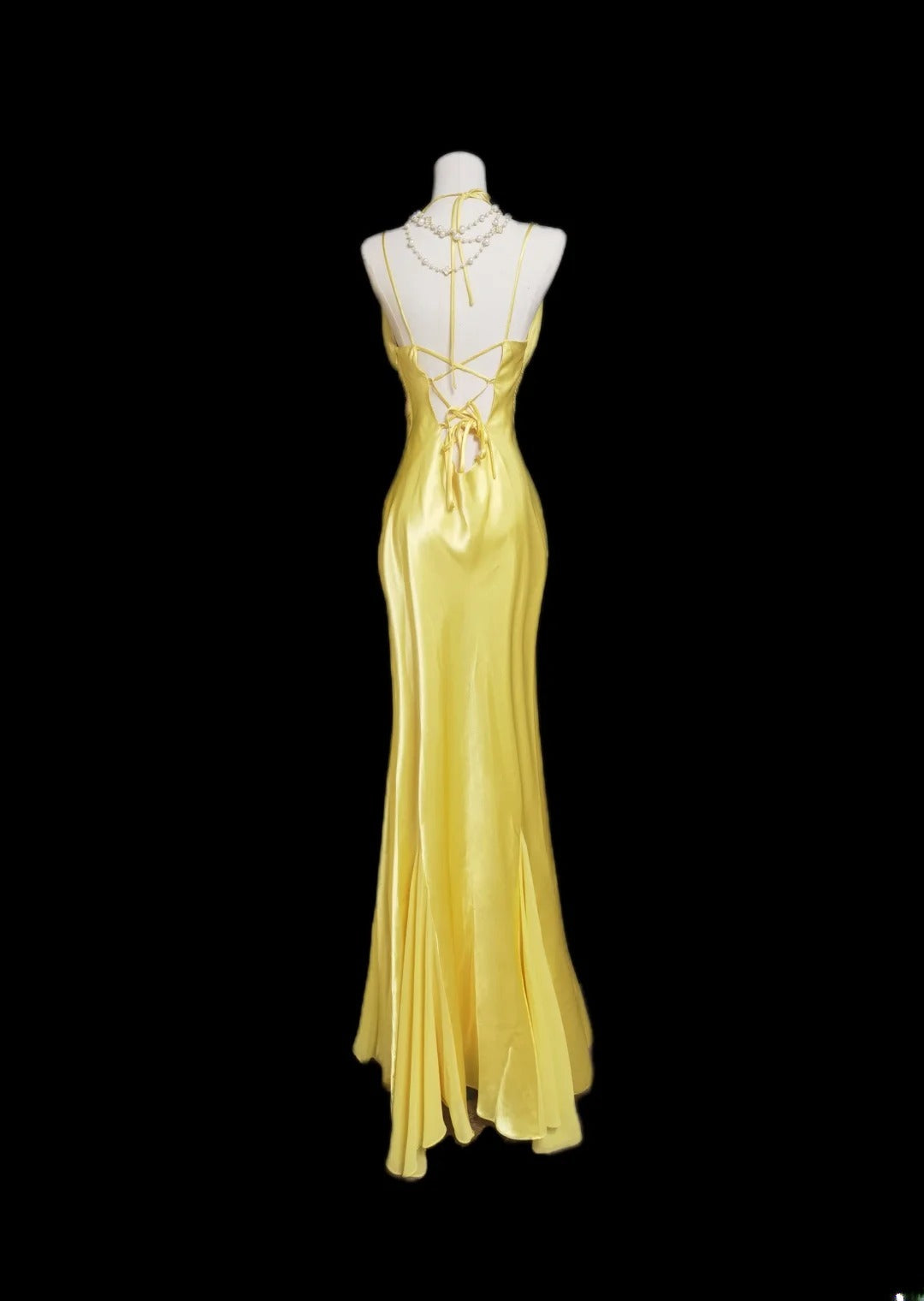 Robe de bal longue sirène classique jaune en dentelle dos nu à volants, col en V, pour les élèves de terminale (AS066)