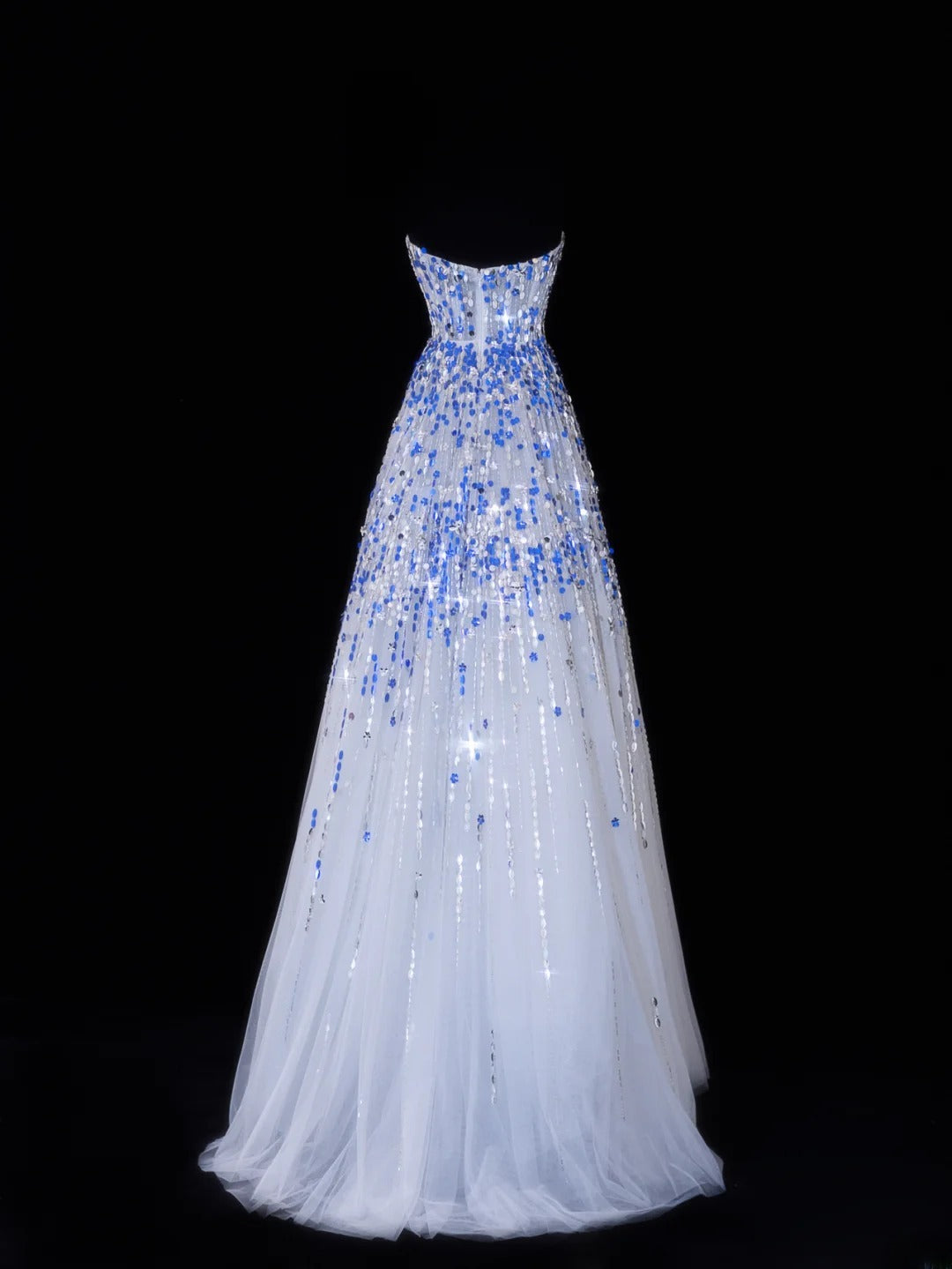 Elegantes, langes A-Linien-Abendkleid im Stil der 1950er Jahre mit Herzausschnitt, blau-weißen Pailletten und Perlen, SA067