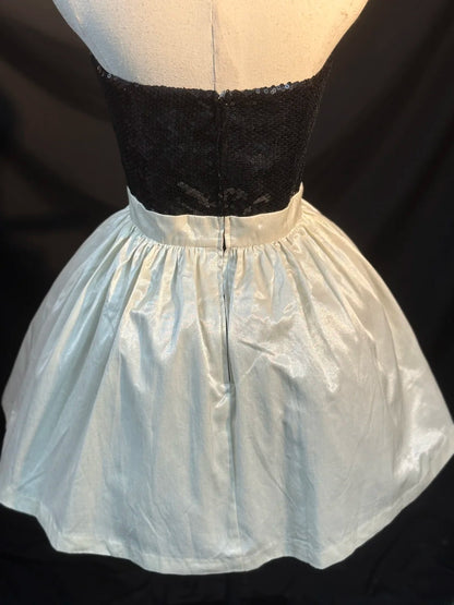 Élégante Robe de Bal bustier noire à paillettes Robe de soirée Courte Mini Robes de 18ème Anniversaire Tenues Hoco RB3465