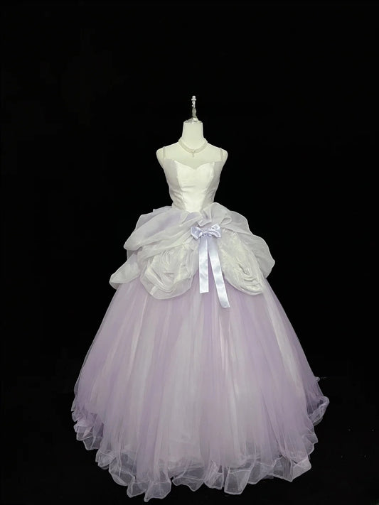 Wunderschönes Ballkleid mit Spaghettiträgern, Flieder, Tüll mit Blumen, Quinceanera-Kleid, voluminös, Sweet 16, Outfits für den 16. Geburtstag, Vestido de 15, RB7439