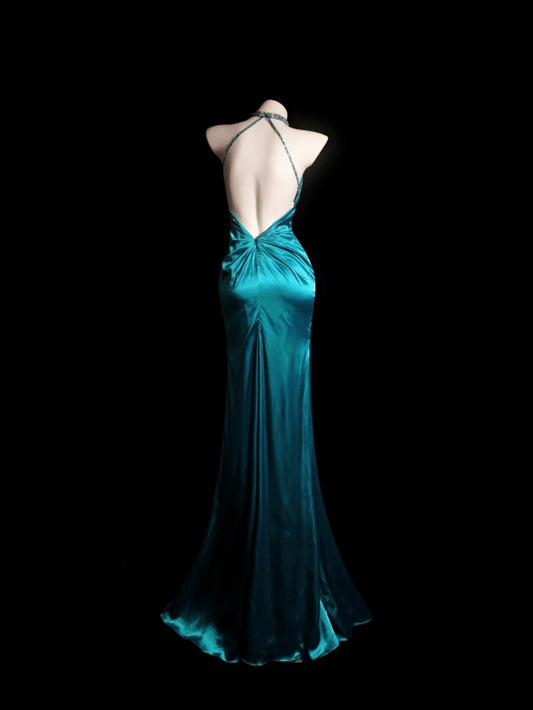 Blaues Meerjungfrau-Abschlussballkleid mit Neckholder, Raffungen und Perlenstickerei, dezent, bodenlang, festliches Abendkleid RB9871