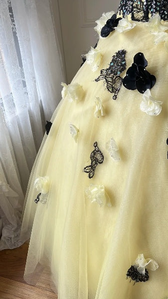 Traumhaftes Sweet-16-Kleid, lang, herzförmiger Ausschnitt, gelbes Tüll-Ballkleid für Sweet-Sixteen-Party, Geburtstagsrobe RC0442