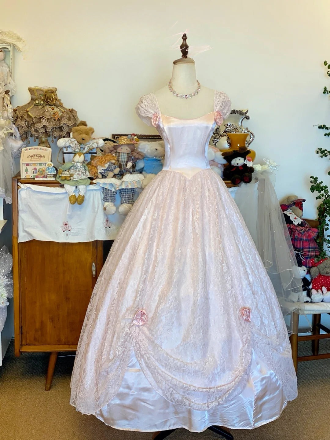 Lace Prom Dress Long Ball Gown Square Pink With Flowers Formal Graduation Gown RB9052