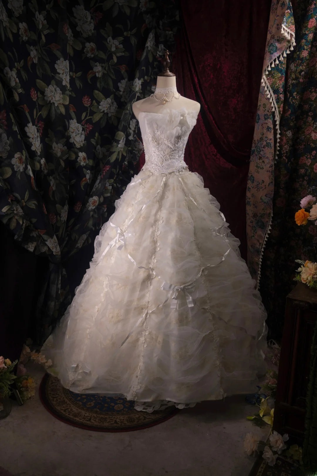 Elegant Ball Gown Strapless White Yellow With Ruffled Tiered Long Quince Dress Quinceanera Dresses Formal Birthday Outfits RB8093