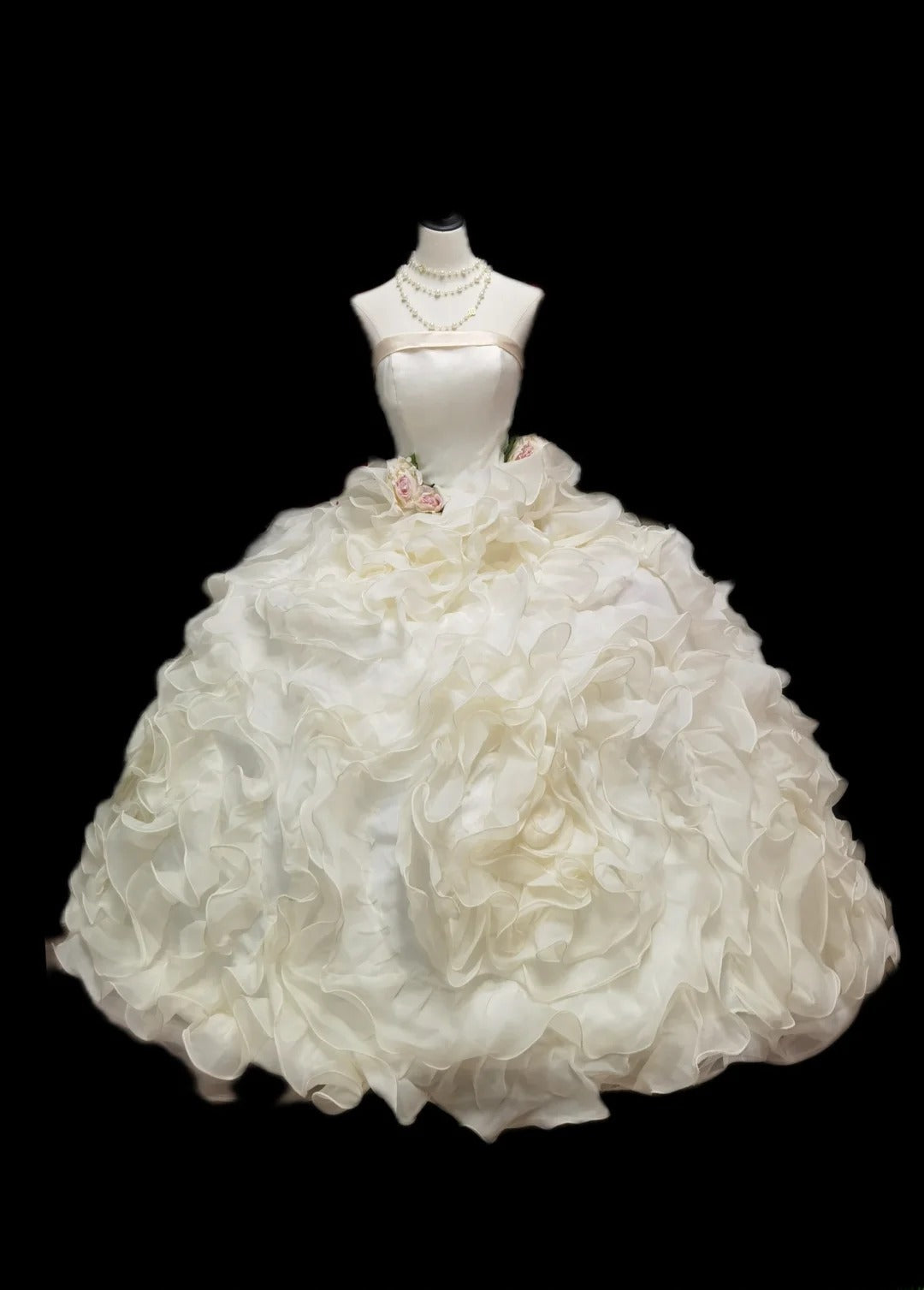 Einzigartiges, trägerloses, mehrlagiges Ballkleid aus Tüll mit Perlen, langes Kleid für Abschlussball, Quinceañera, Sweet 15, 16. Geburtstag AS073