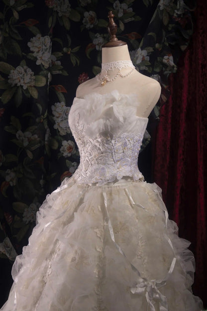 Elegant Ball Gown Strapless White Yellow With Ruffled Tiered Long Quince Dress Quinceanera Dresses Formal Birthday Outfits RB8093