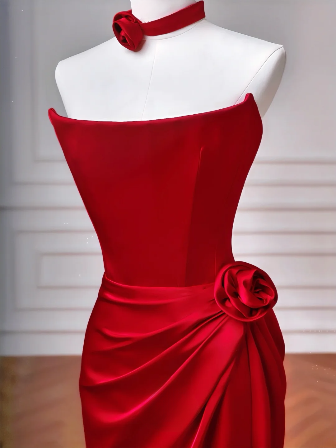 Robe de soirée sirène rouge bustier plissée sans manches, longue et élégante, idéale pour les bals de promo et les dîners entre amies (AQ074).