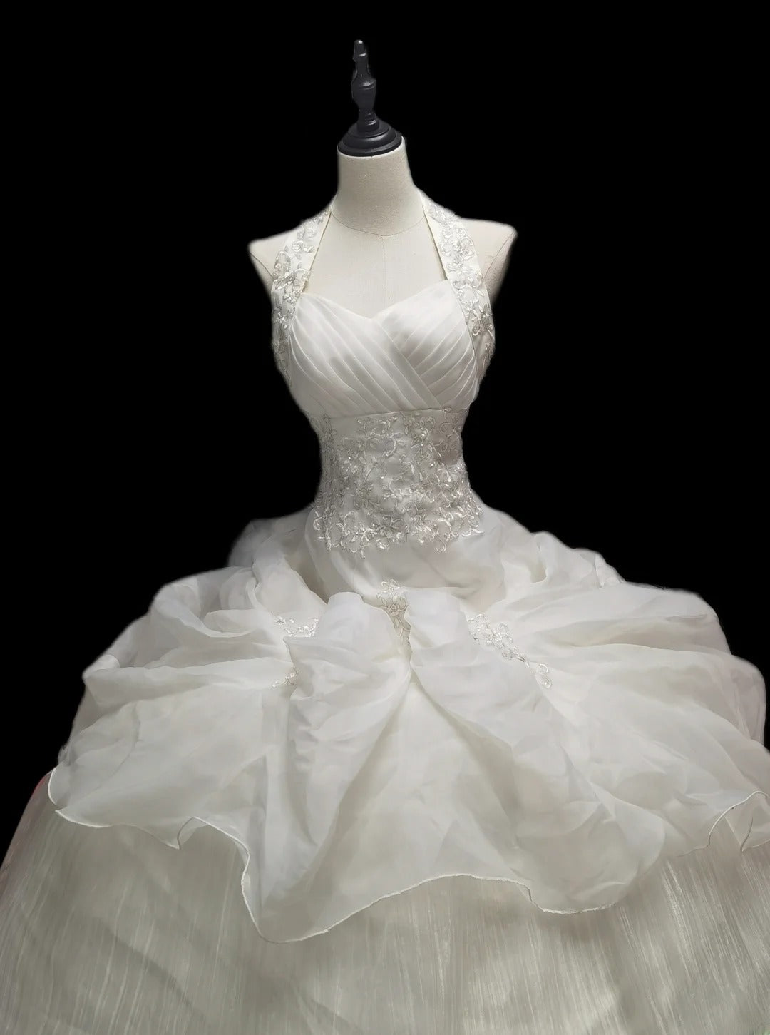 Einzigartiges, ärmelloses, weißes Ballkleid aus gestuftem Tüll mit Perlen, langes Kleid für Hochzeiten, Quinceañeras, Sweet 15, 16 Geburtstage AS075
