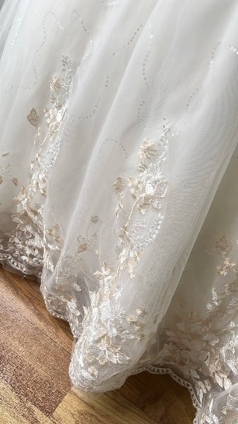 Princess Wedding Dress Ball Gown Off The Shoulder White Tulle With Beading Lace Bridal Gown RC0445