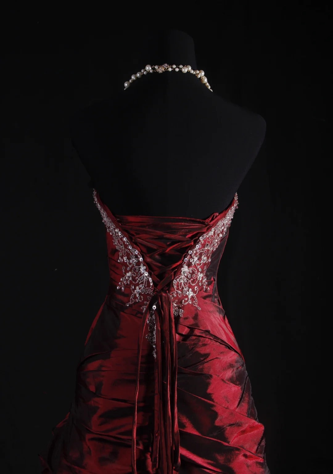 Vintage Ballkleid, trägerlos, burgunderrot, dunkelsatin, mit Perlen, Retro-Stil der 1950er Jahre, elegant, für Geburtstag, Abendessen oder Abschlussball, AS076