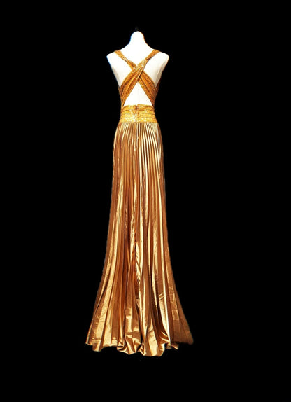 Robe de soirée longue orange à décolleté cœur et perles, coupe trapèze, inspiration bal de fin d'année AS078
