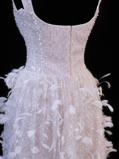 Elegantes weißes Brautkleid mit A-Linien-Schnitt, eckigem Ausschnitt und Perlenstickerei, kurzes Modell für zierliche Frauen und Frauen in großen Größen (SA078)