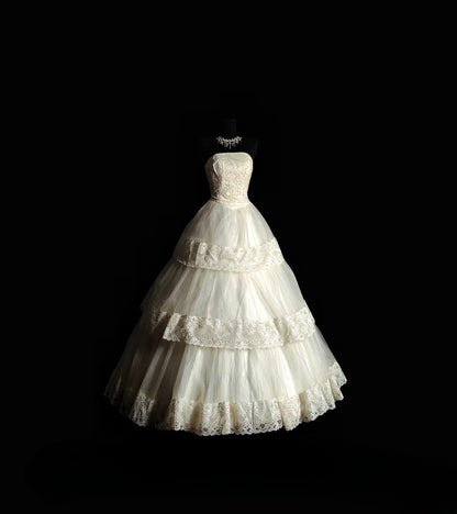 Vintage Ball Gown Strapless 80s With Tiered Lace Long Autumn Winter Bridal Dress Wedding Dresses RB8823