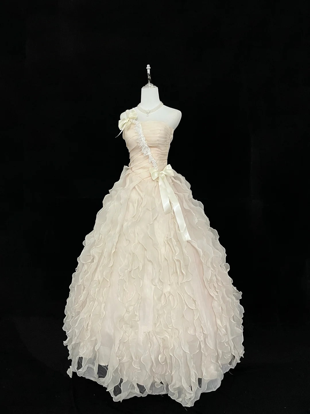 Beautiful Ball Gown One Shoulder Champagne Chiffon Long Quince Dress Voluminous Sweet 16 Sweet Sixteen Outfits Vestido de 15 RB7450