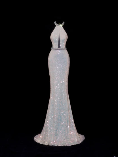 Elegantes Meerjungfrauen-Abendkleid im Stil der 1950er Jahre: Hochgeschlossenes, weißes Paillettenkleid mit hohem Kragen, rückenfrei, ideal für festliche Anlässe und Partys (SA079).
