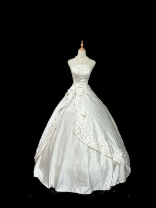 Princess Style Ball Gown Strapless Taffeta White With Lace Brides Gown Bridal Dress Long Wedding Dresses RB5780